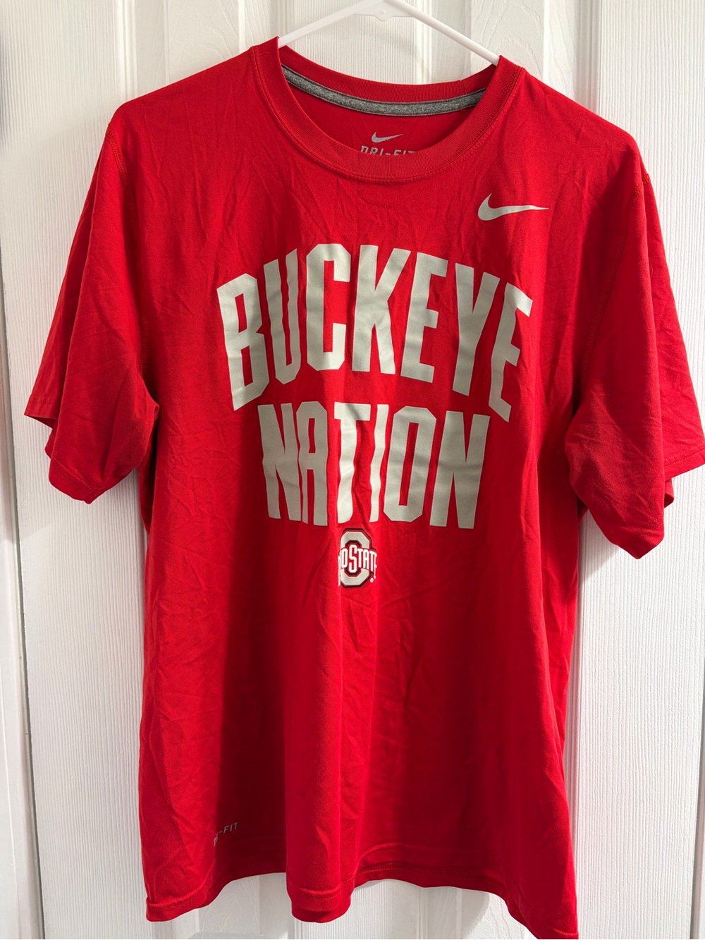 Men's Nike Dri-FIT shirt label
